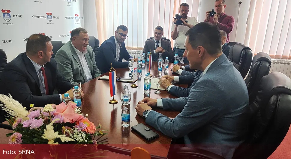 Милорад Додик Бошко Југовић.webp